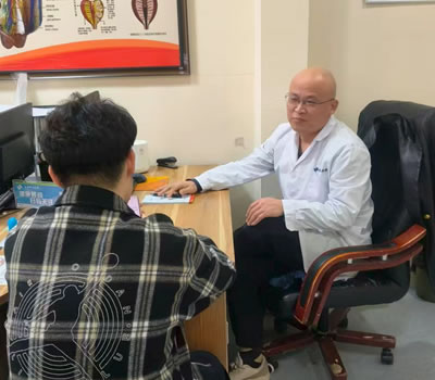 济宁市|男科医师高朋磊：守护男性健康，专业男科诊疗